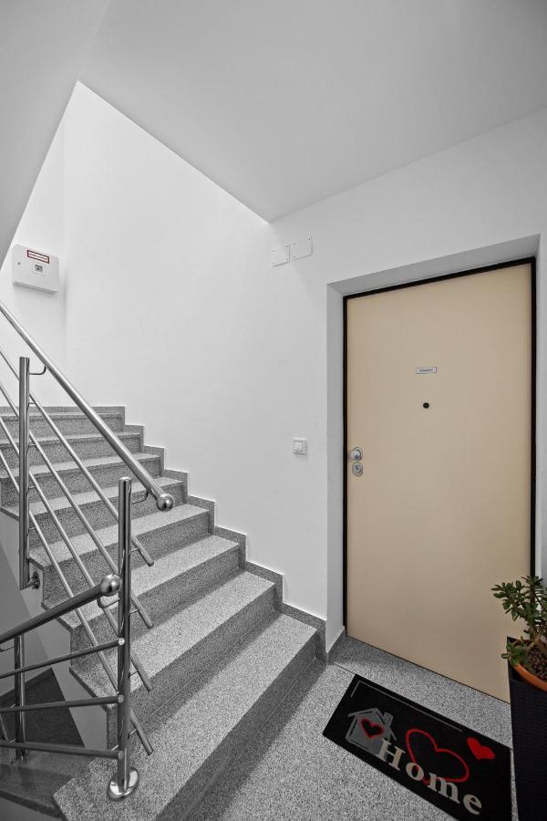 Apartment Leone メドゥリン エクステリア 写真